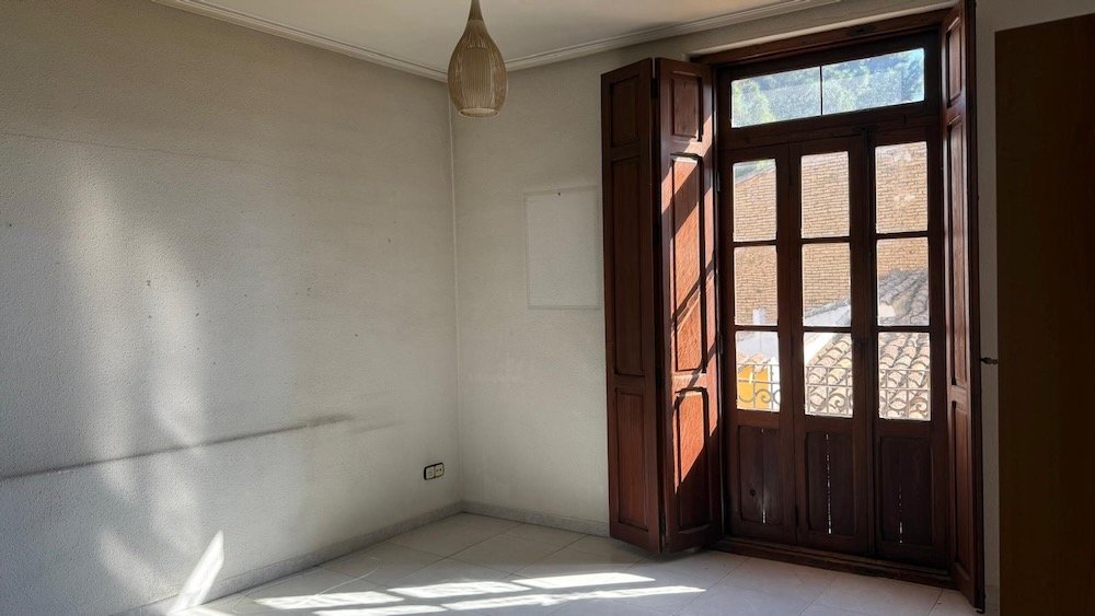 Property 2469 - Image 8